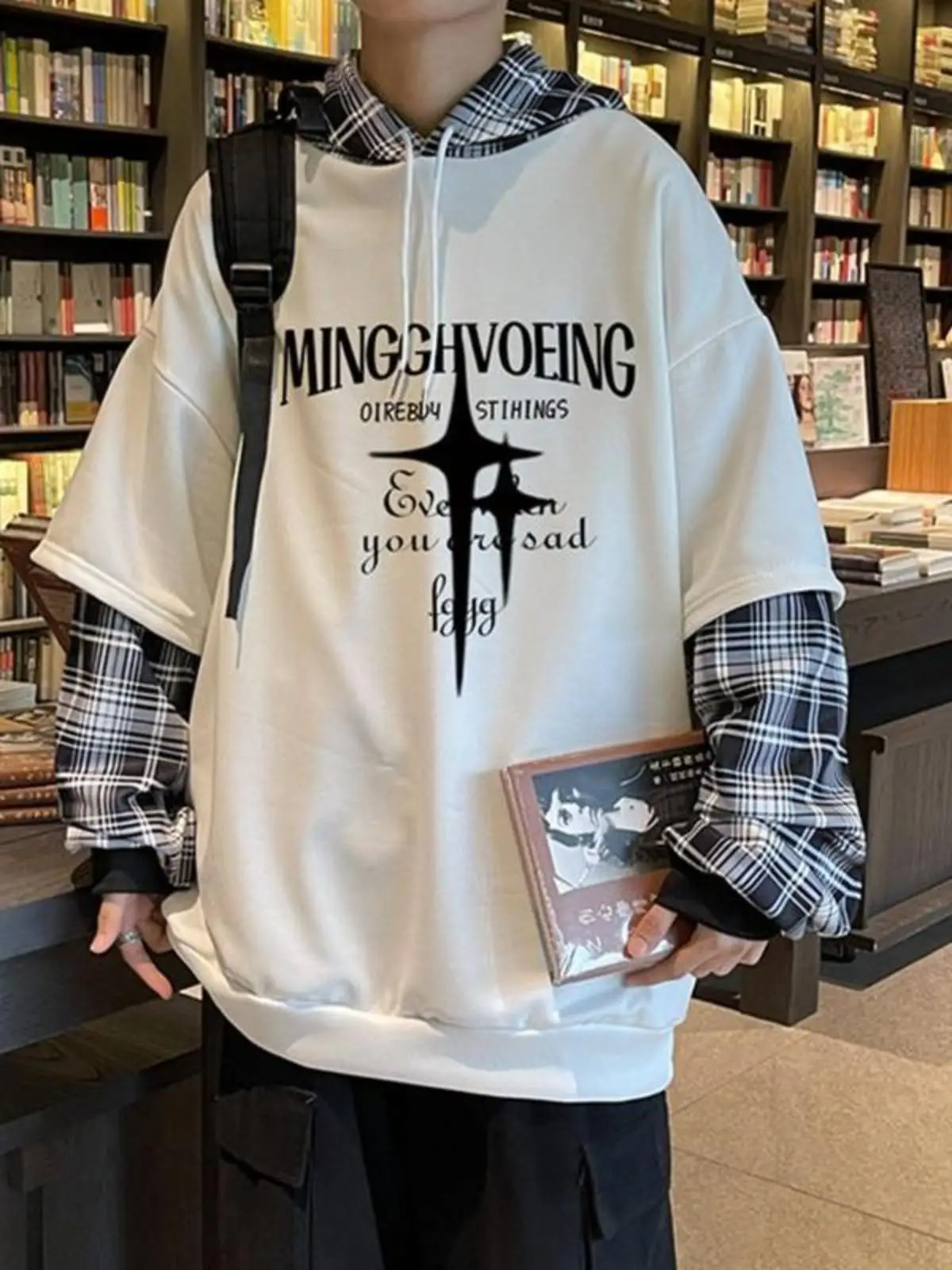 Men's Fleece Lined Hoodie Spring Autumn Loose Fit Couple's Outerwear Thin Large Size Overhead Clothing Plaid Splicing
Men's Fleece Lined Hoodie Spring Autumn Loose Fit Couple's Outerwear Thin Large Size Overhead Clothing Plaid Splicing
