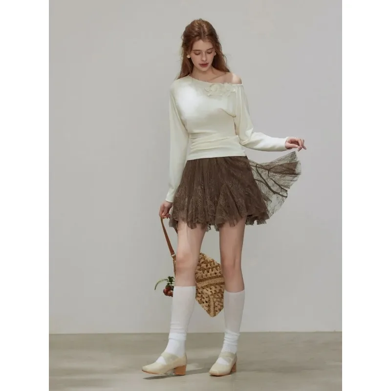 Elegant Soft Knit Women Off Shoulder Long Sleeve Top Slim Floral Blouse Daily Casual Wear
Elegant Soft Knit Women Off Shoulder Long Sleeve Top Slim Floral Blouse Daily Casual Wear