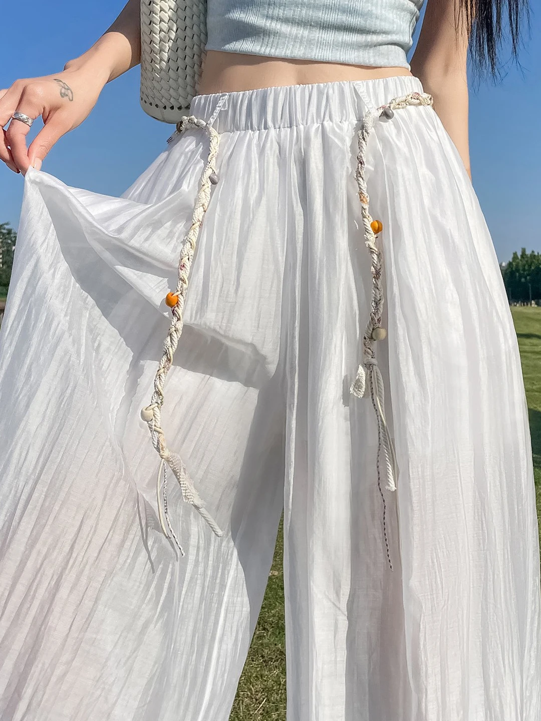 Korean Style High Waist Wide Leg Pants Women's Summer Thin Loose Bf Lazy Style Belted Trousers Breathable Comfortable Casual
Korean Style High Waist Wide Leg Pants Women's Summer Thin Loose Bf Lazy Style Belted Trousers Breathable Comfortable Casual