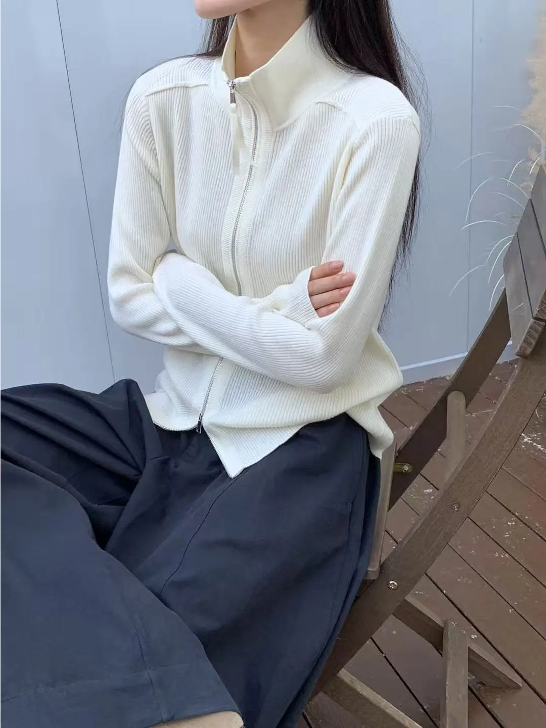 Ele European Design Double Zipper Slim Fit Camere Knitted Open Cardigan Women's Autumn Winter Loose Sle Warm Sweater ...
Ele European Design Double Zipper Slim Fit Camere Knitted Open Cardigan Women's Autumn Winter Loose Sle Warm Sweater ...