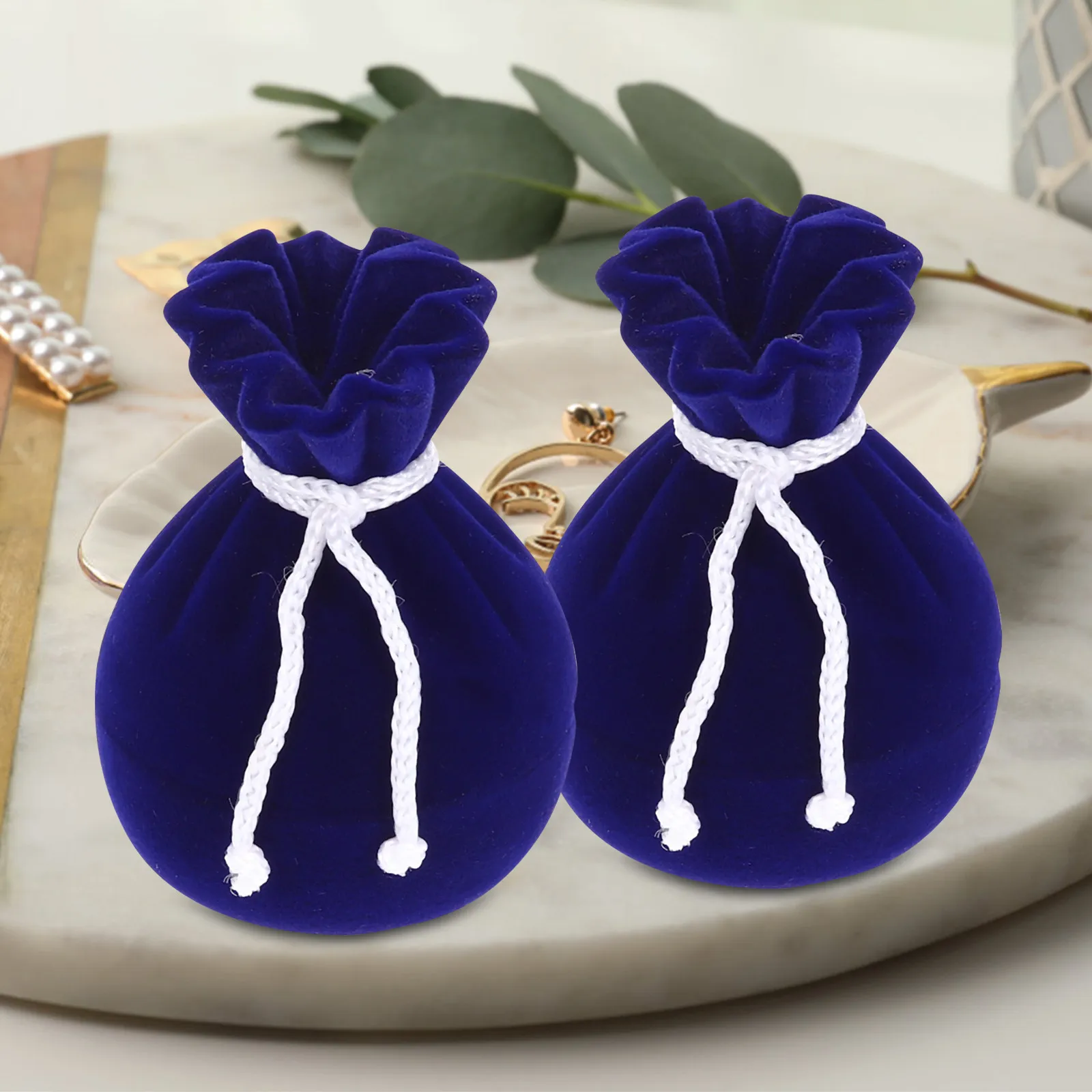 2Pcs Strawberry Shape Jewelry Box Premium Material Travel Organizer Case Ring Earrings Necklace Storage Gift Ring Box
2Pcs Strawberry Shape Jewelry Box Premium Material Travel Organizer Case Ring Earrings Necklace Storage Gift Ring Box
