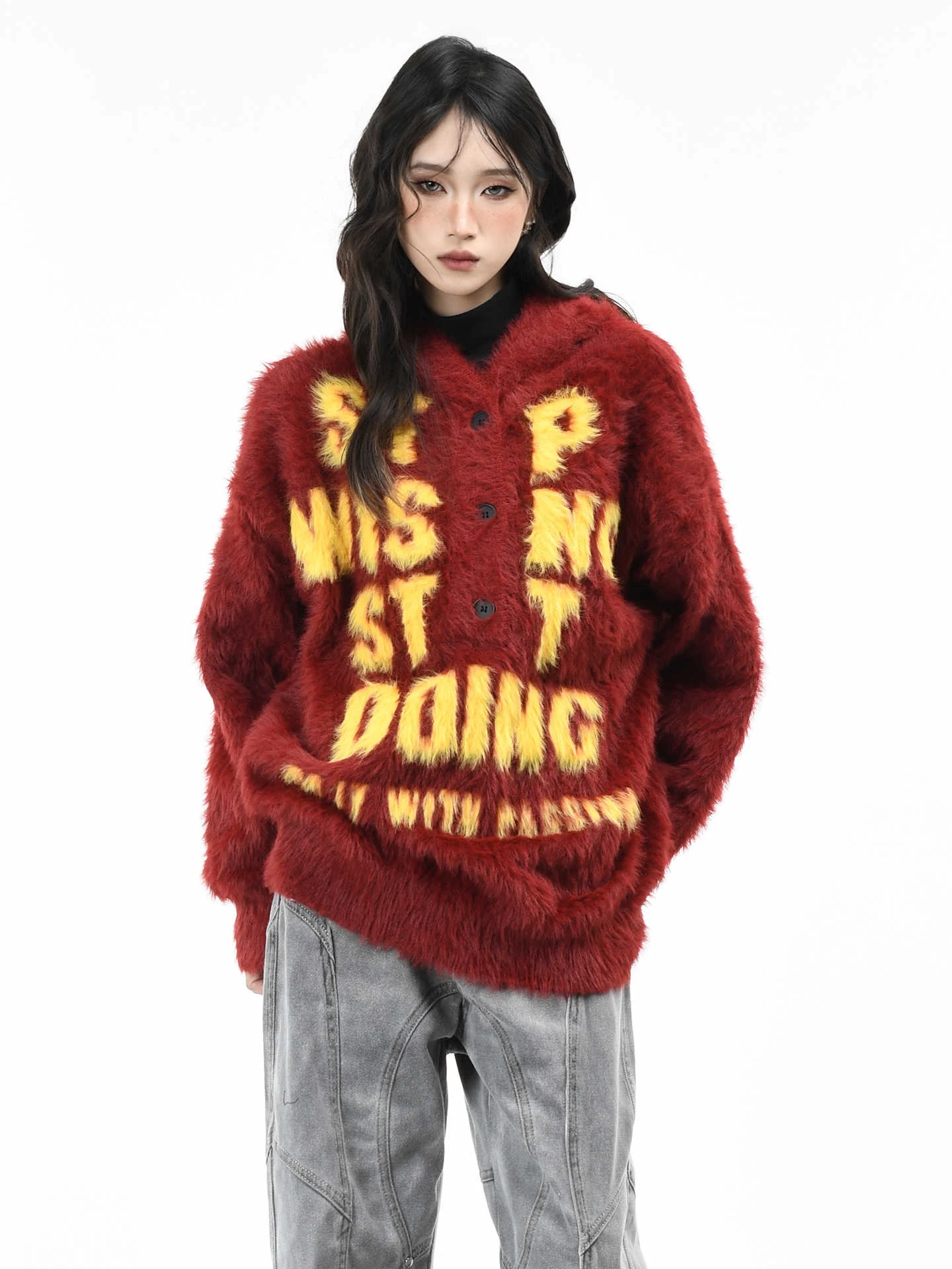 Ретро-худи с вышивкой в американском стиле и искусственным мехом, унисекс, зимний, свободный вязаный свитер, верхняя одежда из мягкого акрила с длинными рукавами
Ретро-худи с вышивкой в американском стиле и искусственным мехом, унисекс, зимний, свободный вязаный свитер, верхняя одежда из мягкого акрила с длинными рукавами