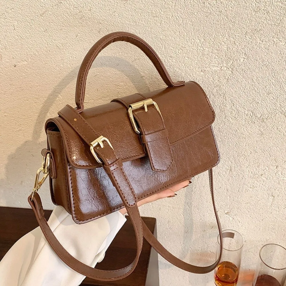 Handbag Korean PU Crossbody Bag Square PU Leather Korean Underarm Bag Versatile Large Capacity Women Shoulder Bag Travel
Handbag Korean PU Crossbody Bag Square PU Leather Korean Underarm Bag Versatile Large Capacity Women Shoulder Bag Travel