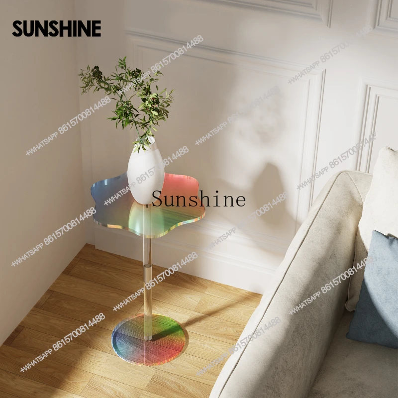 Simple and colorful transparent acrylic coffee table creative modern small round table
Simple and colorful transparent acrylic coffee table creative modern small round table