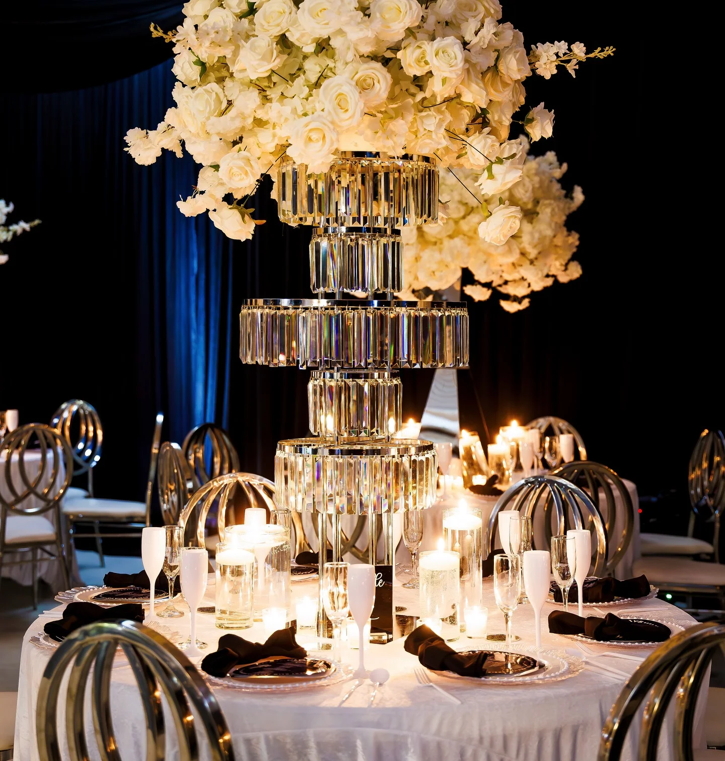 5 Tiers Wedding Centerpieces Flower Stand Gold Vase Centerpiece Acrylic Flower Stand with Hanging Acrylic
5 Tiers Wedding Centerpieces Flower Stand Gold Vase Centerpiece Acrylic Flower Stand with Hanging Acrylic