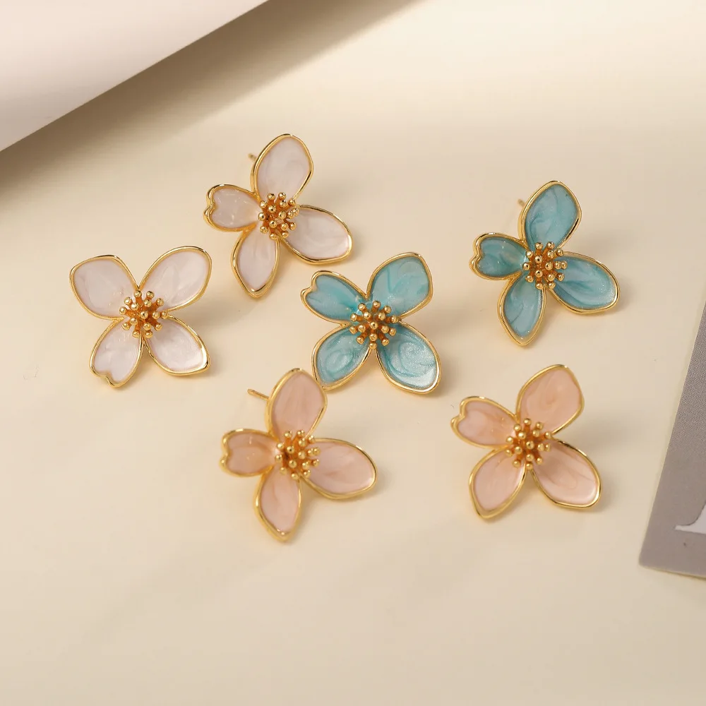 Small fresh fairy flower earrings, gentle and elegant, dripping glaze earrings, fashionable, versatile and high-end earrings
Small fresh fairy flower earrings, gentle and elegant, dripping glaze earrings, fashionable, versatile and high-end earrings