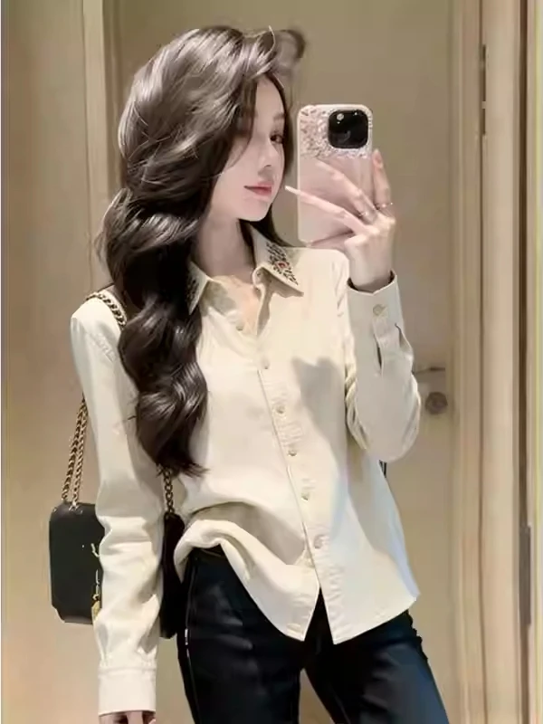 Early Spring 2026 Women's Long Sleeve Embroidered Casual Shirt Vintage Style Commute Slimming Versatile Comfortable Top
Early Spring 2026 Women's Long Sleeve Embroidered Casual Shirt Vintage Style Commute Slimming Versatile Comfortable Top