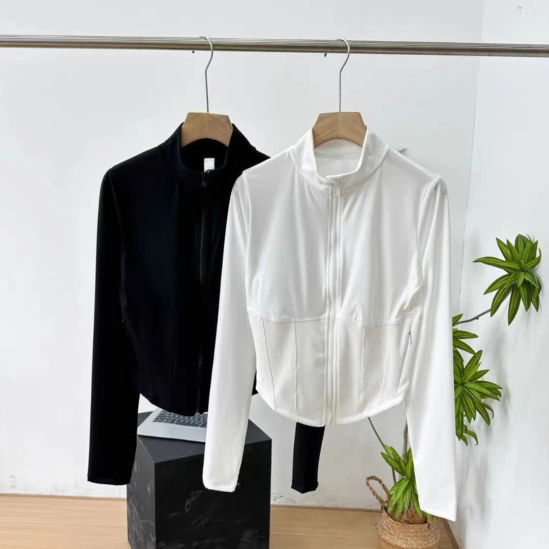 Спортивное пальто на молнии для йоги, женский облегающий топ с талией, воротником-стойкой и открытой талией, куртка для фитнеса и бега
Спортивное пальто на молнии для йоги, женский облегающий топ с талией, воротником-стойкой и открытой талией, куртка для фитнеса и бега