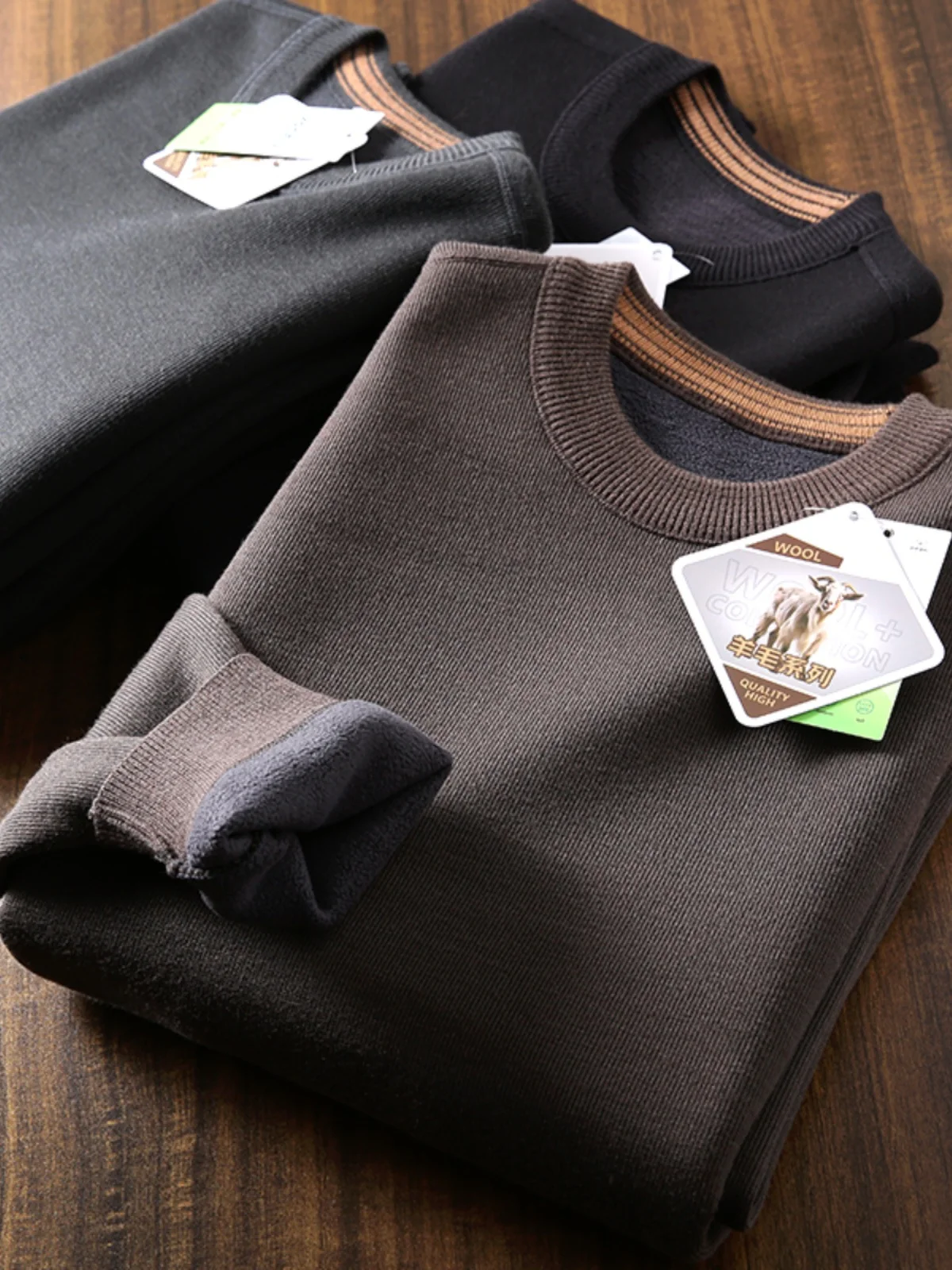 Faionable Winter Men's Knitwear Wool Blend Fce Lined Thiened round Ne Color Casual Sweater Warm Ci Sle
Faionable Winter Men's Knitwear Wool Blend Fce Lined Thiened round Ne Color Casual Sweater Warm Ci Sle