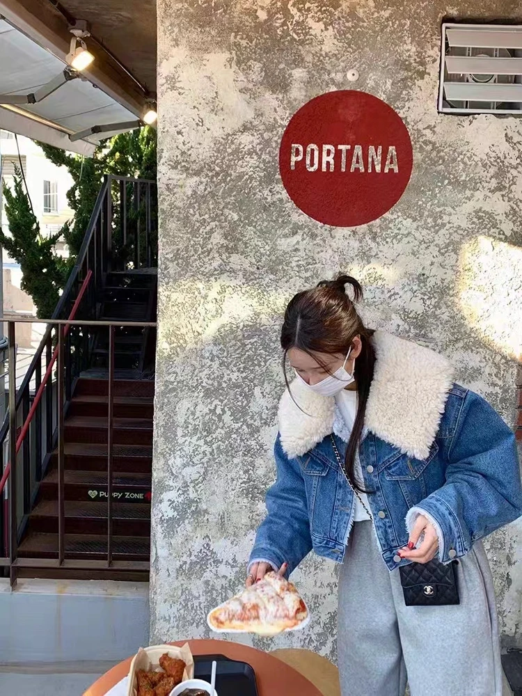 Women's Thiened ort Denim Jaet Lamb Fur Collar Vintage Sle Winter Warm Cotton Coat Casual Versatile Faionable
Women's Thiened ort Denim Jaet Lamb Fur Collar Vintage Sle Winter Warm Cotton Coat Casual Versatile Faionable