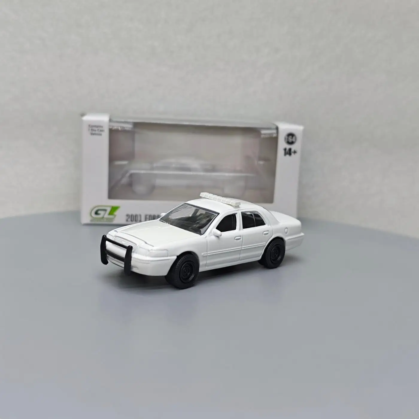 GreenLight 1:64 2001 Ford Crown Victoria Intercept Police Car Diecast Car Metal Alloy Model Car kids toys collection gifts
GreenLight 1:64 2001 Ford Crown Victoria Intercept Police Car Diecast Car Metal Alloy Model Car kids toys collection gifts