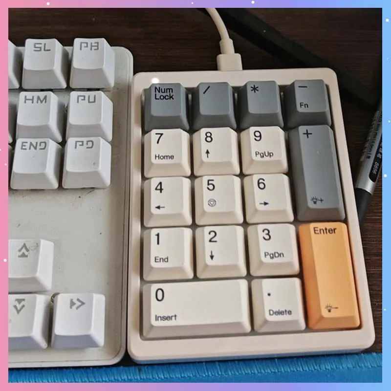 Механическая цифровая клавиатура Magic-Force MF17, проводная клавиатура типа C с белой подсветкой, внешняя клавиатура для ноутбука, финансового учета, кассира
Механическая цифровая клавиатура Magic-Force MF17, проводная клавиатура типа C с белой подсветкой, внешняя клавиатура для ноутбука, финансового учета, кассира