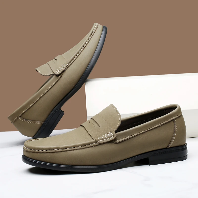 Branded Business Dress Leather Shoes Quality Anti Slip and Wear-resistant Loafers Fashionable Italian Style Men's Casual Shoes
Branded Business Dress Leather Shoes Quality Anti Slip and Wear-resistant Loafers Fashionable Italian Style Men's Casual Shoes