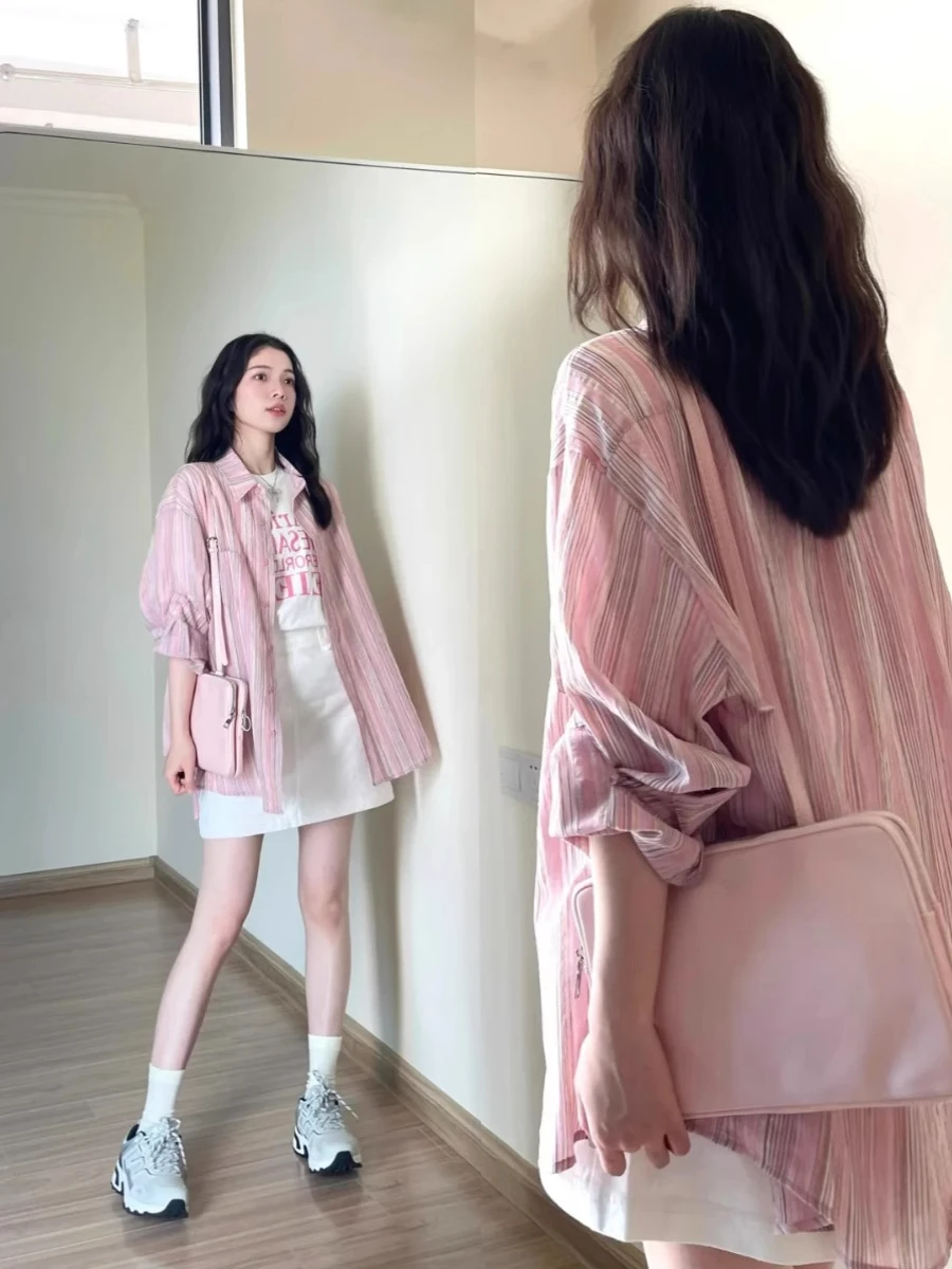 Pink Striped Women's Summer Thin Loose Fit Sun Protection Shirt Versatile Lazy Style Top Korean Version Long Sleeve Collar
Pink Striped Women's Summer Thin Loose Fit Sun Protection Shirt Versatile Lazy Style Top Korean Version Long Sleeve Collar