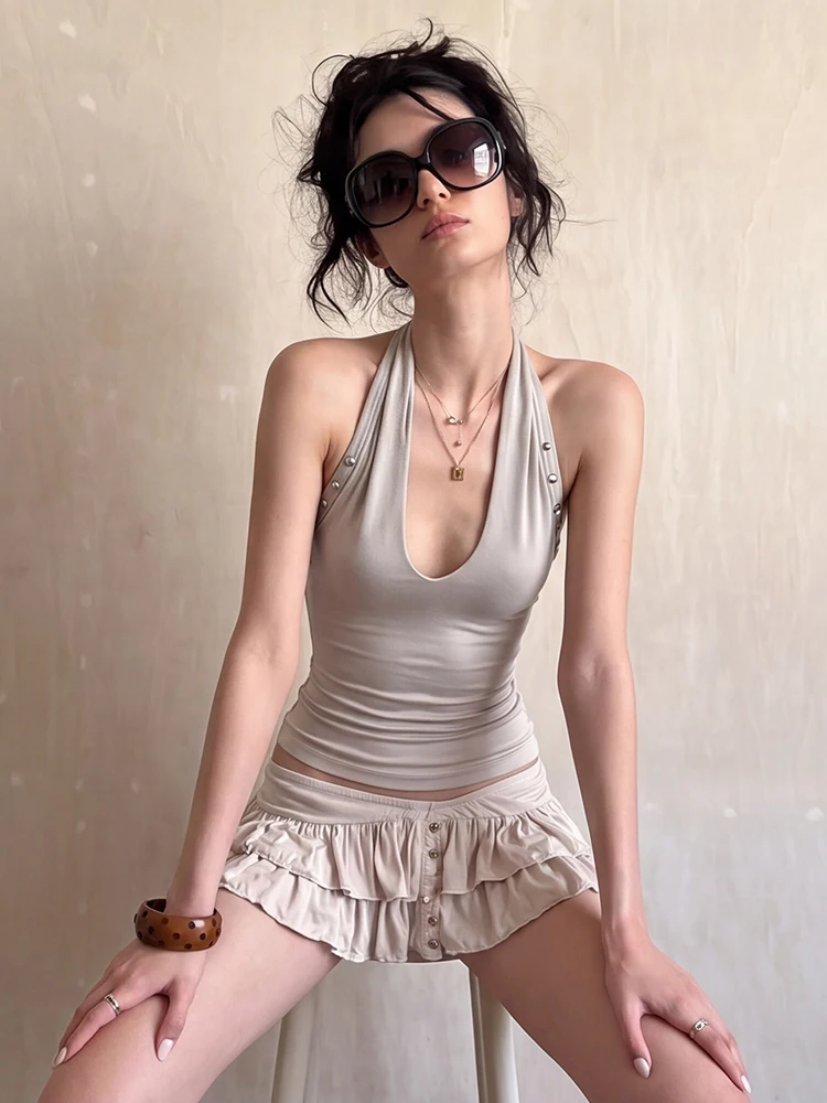 Kliou Rivet Decoration Tank Tops Woman Summer Trend Halter U Collar Backless Shape Waist Hot Girls Music Festival Style Vests
Kliou Rivet Decoration Tank Tops Woman Summer Trend Halter U Collar Backless Shape Waist Hot Girls Music Festival Style Vests