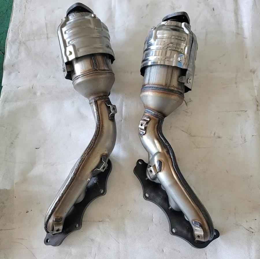 Three Way Catalytic Converter for Toyota Land Cruiser Prado 4000 New Catalyst Front
Three Way Catalytic Converter for Toyota Land Cruiser Prado 4000 New Catalyst Front
