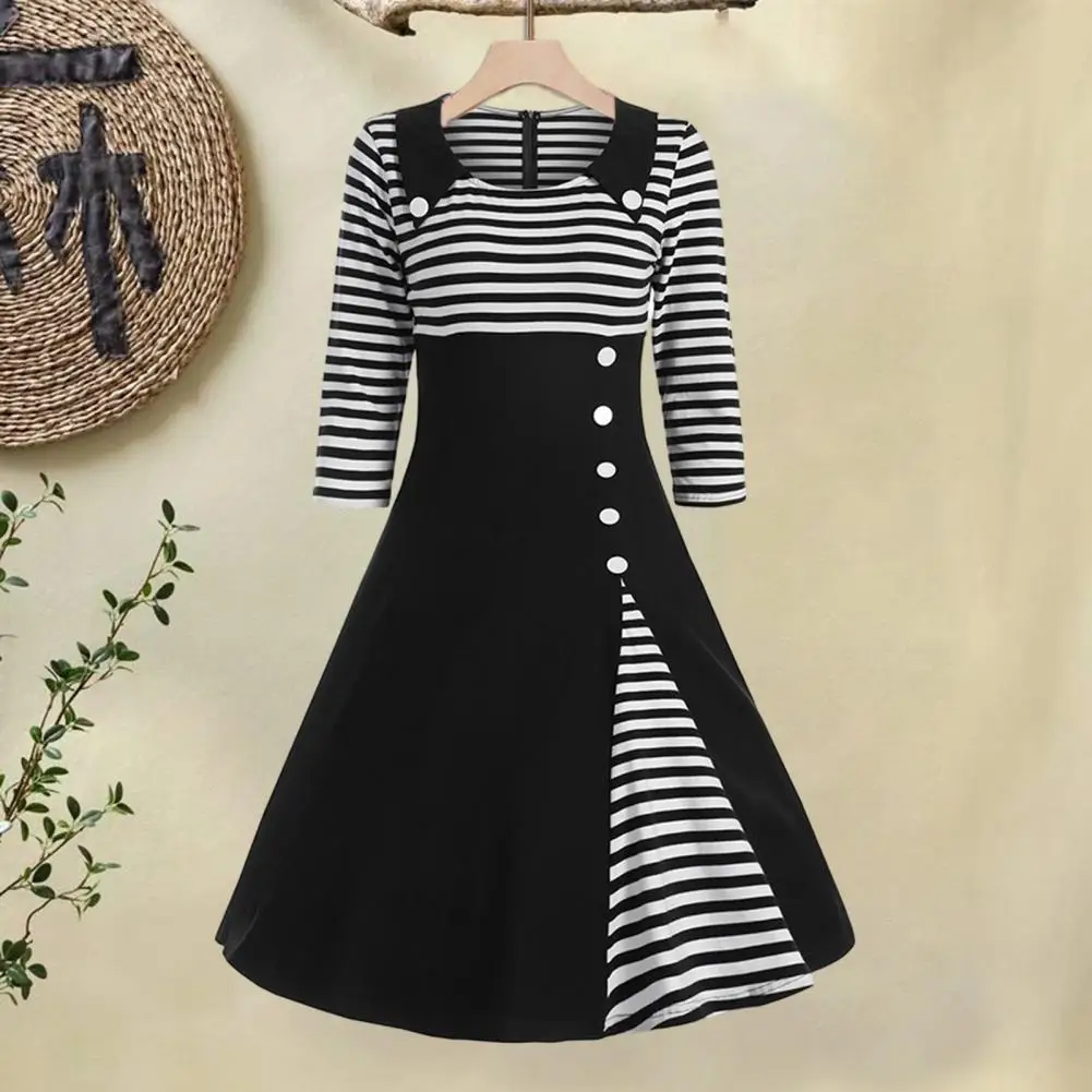 Breasted Decoration Dress Vintage 50s Midi Dress Striped A-line Style with Loose Hem Round Neck Three Quarter Sleeves Soft
Breasted Decoration Dress Vintage 50s Midi Dress Striped A-line Style with Loose Hem Round Neck Three Quarter Sleeves Soft