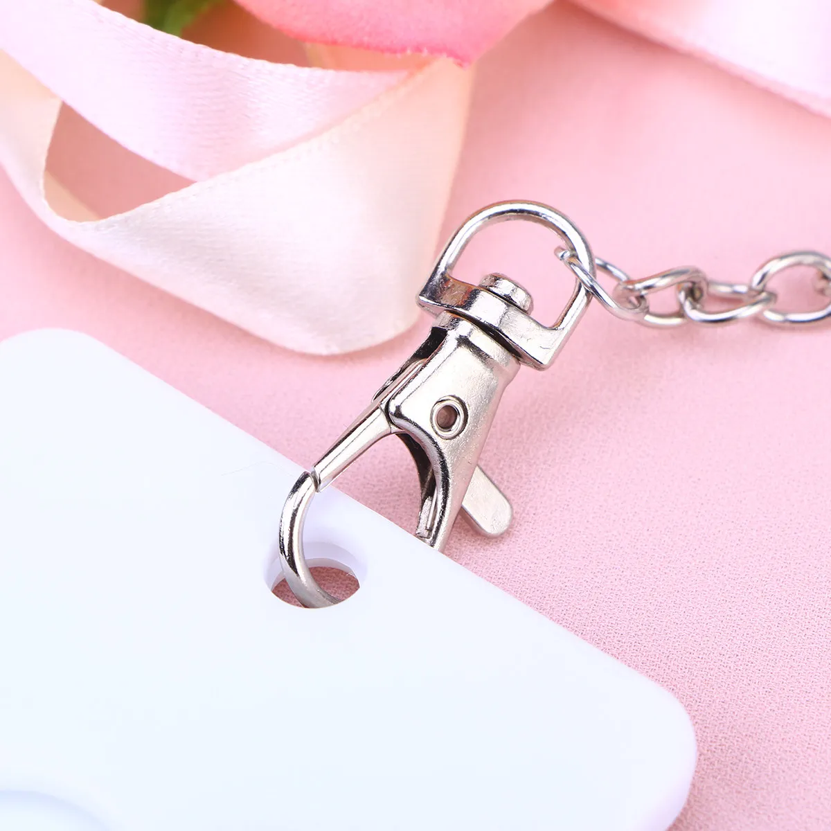 Fashion Creative Plastic Id Holder Case Cartoon Badge Sleeve Protector Double Sided Key Ring Keychain Portable Bus Credit Card
Fashion Creative Plastic Id Holder Case Cartoon Badge Sleeve Protector Double Sided Key Ring Keychain Portable Bus Credit Card