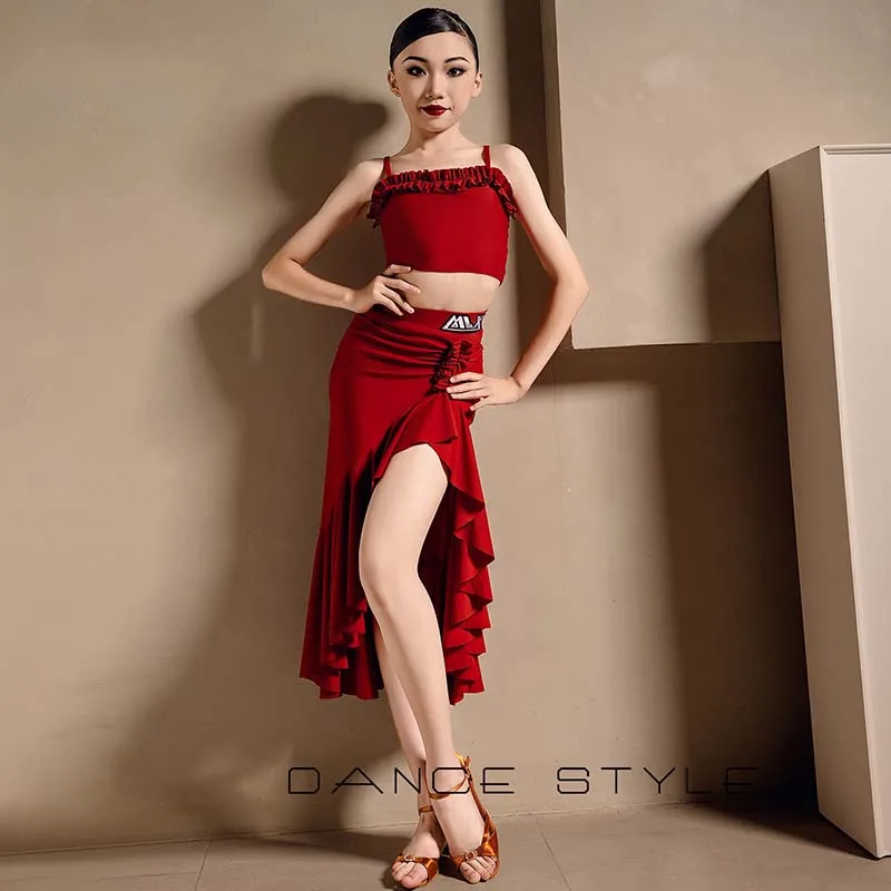Red Latin Dance Suit Girls Dancing Competition Costume Cha Cha Rumba Clothing Tango Modern Dance Clothes Kids Long Skirt AMY939
Red Latin Dance Suit Girls Dancing Competition Costume Cha Cha Rumba Clothing Tango Modern Dance Clothes Kids Long Skirt AMY939