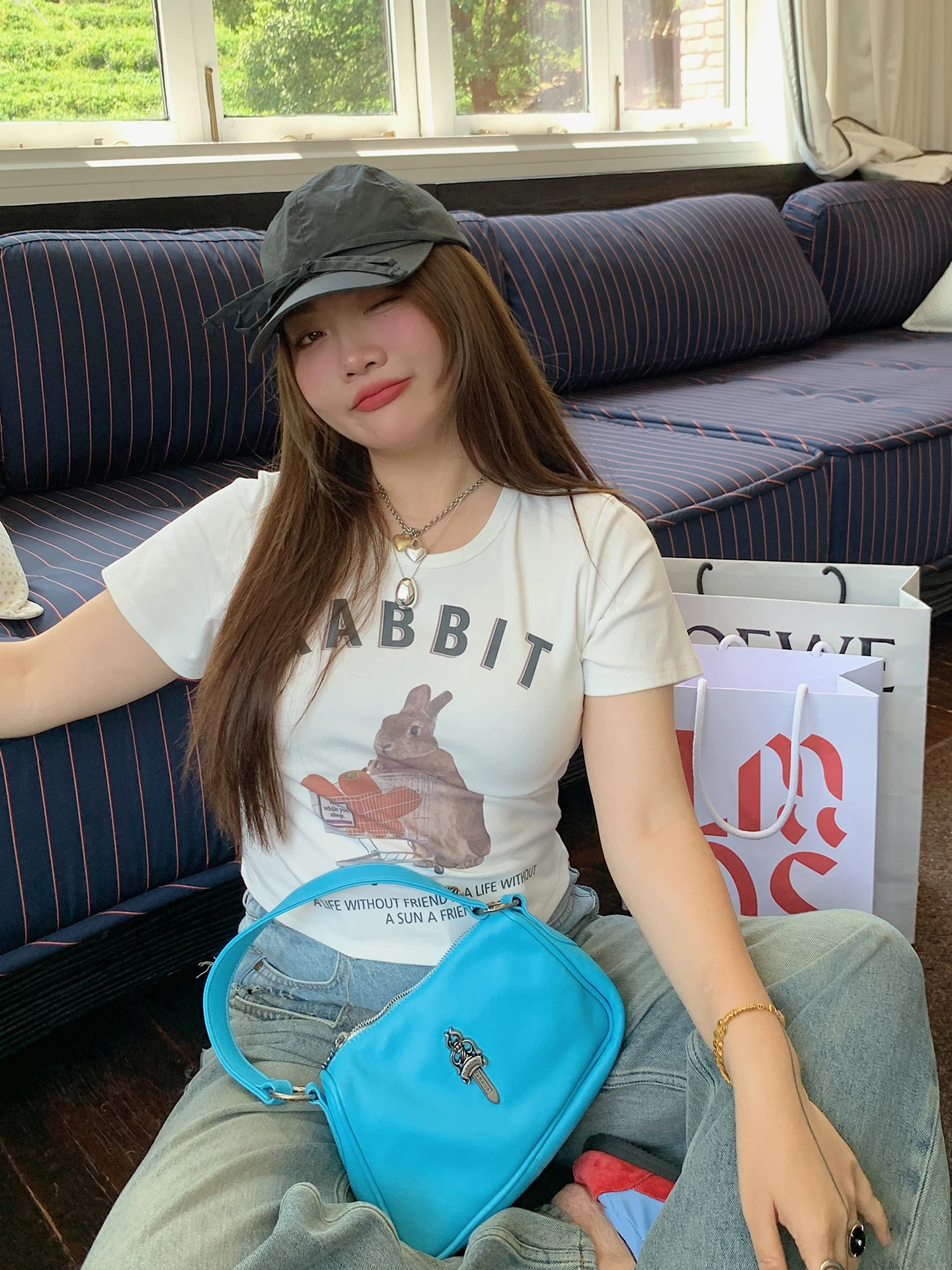 Женская футболка Slim Fit из смесового хлопка с эффектом утягивания талии, модная, повседневная, с круглым вырезом
Женская футболка Slim Fit из смесового хлопка с эффектом утягивания талии, модная, повседневная, с круглым вырезом