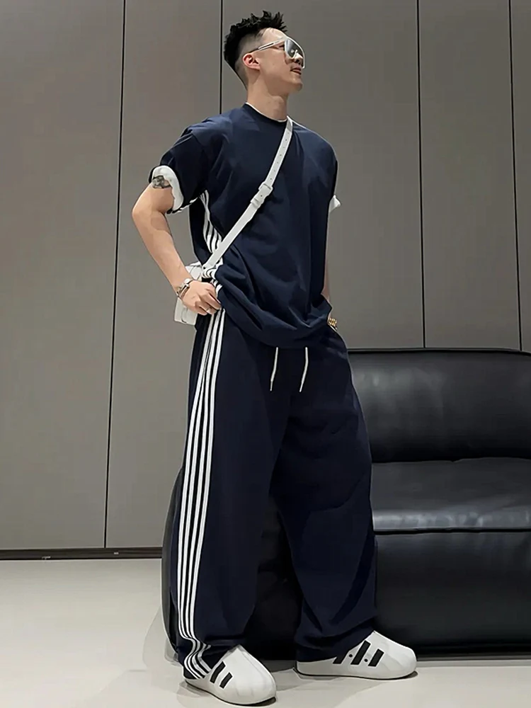 Summer New American Style Casual Sportswear Set Men's Loose Versatile Short Sleeve Straight Leg Pants Two Piece Set
Summer New American Style Casual Sportswear Set Men's Loose Versatile Short Sleeve Straight Leg Pants Two Piece Set