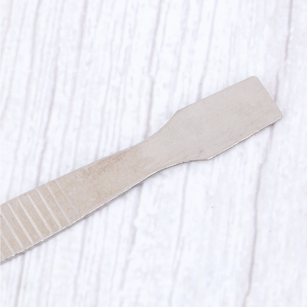 Metal Shell Tool Scraper Solder Paste Crowbar Tin Knife Tablet Clamshell Disassemble Material Anti Slip Lines Precise
Metal Shell Tool Scraper Solder Paste Crowbar Tin Knife Tablet Clamshell Disassemble Material Anti Slip Lines Precise