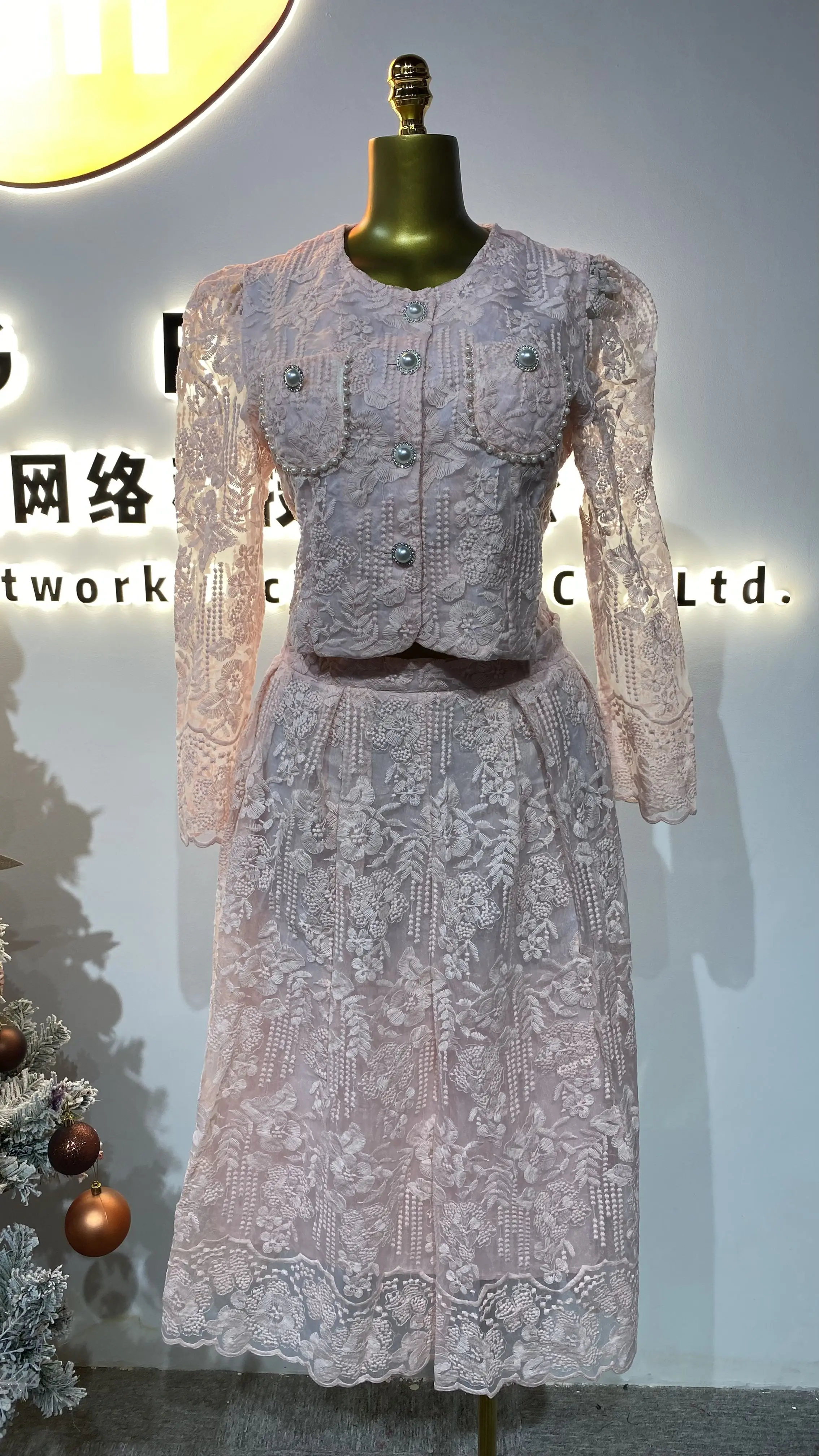 Summer Casual 2 Piece Set Women's O-Neck Puff Sleeve Crop Top High Waist Lace Skirt Suit Clothing-GZMM130
Summer Casual 2 Piece Set Women's O-Neck Puff Sleeve Crop Top High Waist Lace Skirt Suit Clothing-GZMM130