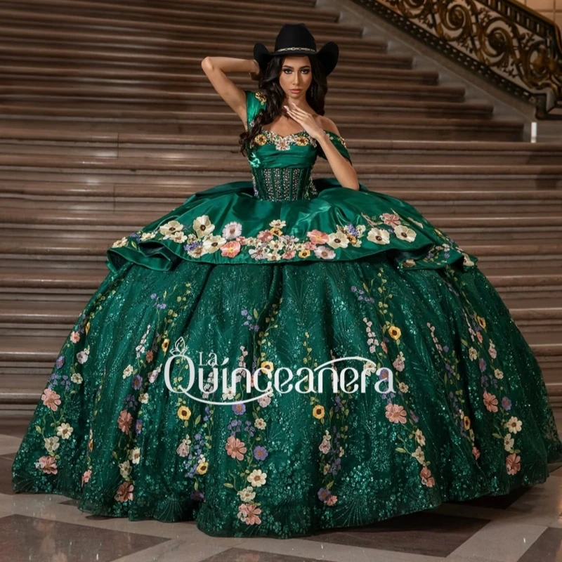 Изумрудно-зеленые блестящие платья Quinceanera с открытыми плечами, аппликация, кружево, бисер, кристалл, тюль, бант, вечерние, день рождения, милое платье 16.
Изумрудно-зеленые блестящие платья Quinceanera с открытыми плечами, аппликация, кружево, бисер, кристалл, тюль, бант, вечерние, день рождения, милое платье 16.