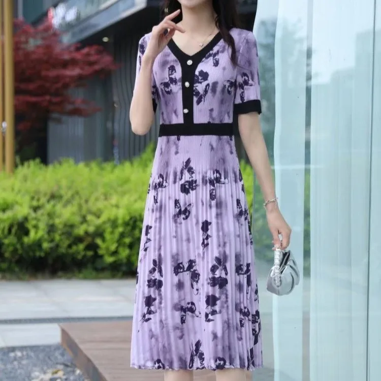 Elegant Chiffon V-Neck Stylish Print Folds Spliced Midi Dress Women's Clothing Summer Office Lady Ladies Short Sleeve Slim Dress
Elegant Chiffon V-Neck Stylish Print Folds Spliced Midi Dress Women's Clothing Summer Office Lady Ladies Short Sleeve Slim Dress