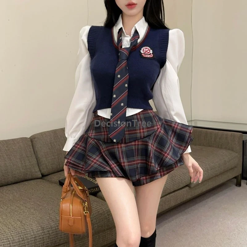 2025 american style jk uniform autumn winter long sleeved shirt warm knit vest hjgh waist fashionable flounce design skirt
2025 american style jk uniform autumn winter long sleeved shirt warm knit vest hjgh waist fashionable flounce design skirt
