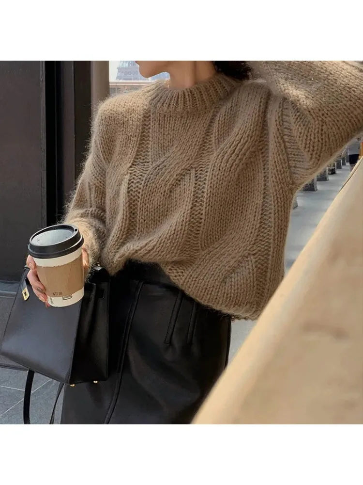 Вязаный свитер из грубой пряжи для женщин, осень-зима, эластичные пуловеры в ленивом стиле, винтажные однотонные джемперы с круглым вырезом Mujer
Вязаный свитер из грубой пряжи для женщин, осень-зима, эластичные пуловеры в ленивом стиле, винтажные однотонные джемперы с круглым вырезом Mujer