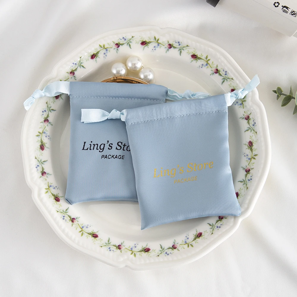 100pcs Personalized Logo Blue Jewelry Gift Drawstring Bags Wedding Lovely Candy Silk Satin Packaging Pouches Bracelet Organizer
100pcs Personalized Logo Blue Jewelry Gift Drawstring Bags Wedding Lovely Candy Silk Satin Packaging Pouches Bracelet Organizer