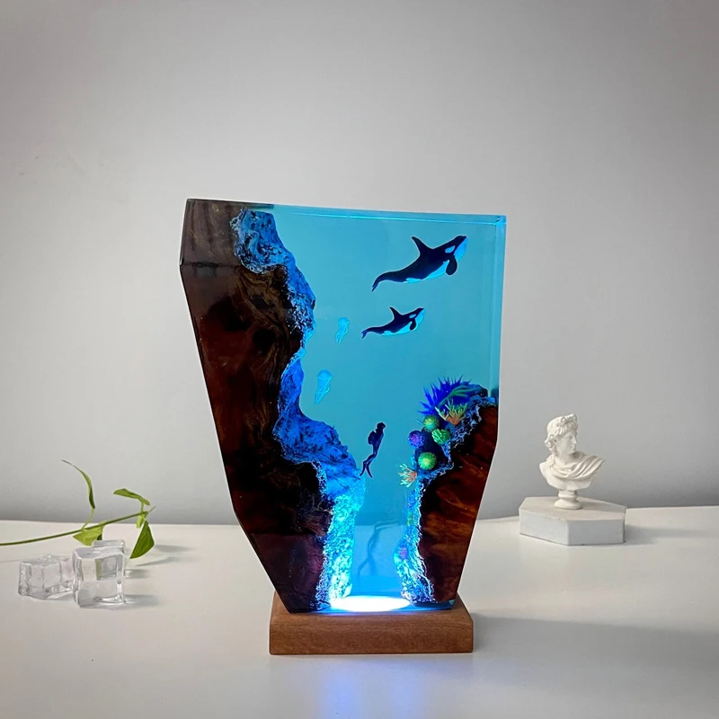 Ocean Resin Lamp Whale Family Theme Night Light Creative Art Decoration Undersea Landscape Table Lamp USB Charging
Ocean Resin Lamp Whale Family Theme Night Light Creative Art Decoration Undersea Landscape Table Lamp USB Charging