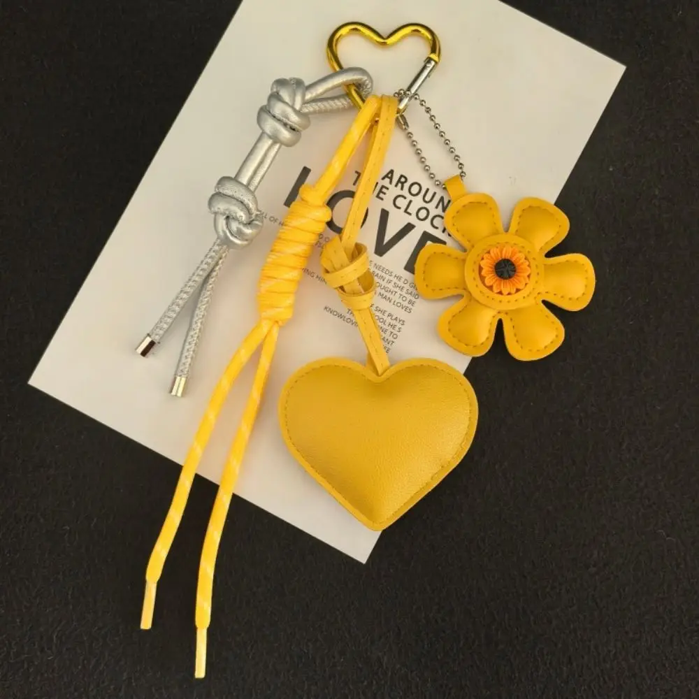 Handmade Sunflower Heart Keychain Key Ring Woven Lanyards Bag Charm Fresh Summer Style Keychain Hanging Accessories Women Bags
Handmade Sunflower Heart Keychain Key Ring Woven Lanyards Bag Charm Fresh Summer Style Keychain Hanging Accessories Women Bags