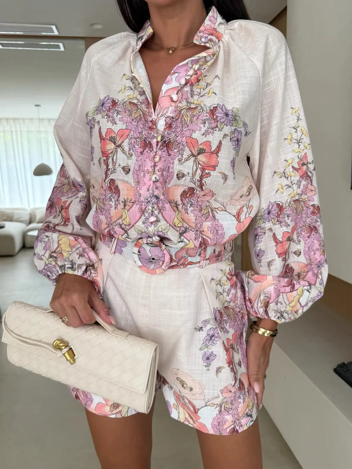 Fashion Flower Print Two Piece Set Loose High Collar Long Sleeve Button Shirt High Waist Shorts Set Elegant Women Commuter Suit
Fashion Flower Print Two Piece Set Loose High Collar Long Sleeve Button Shirt High Waist Shorts Set Elegant Women Commuter Suit