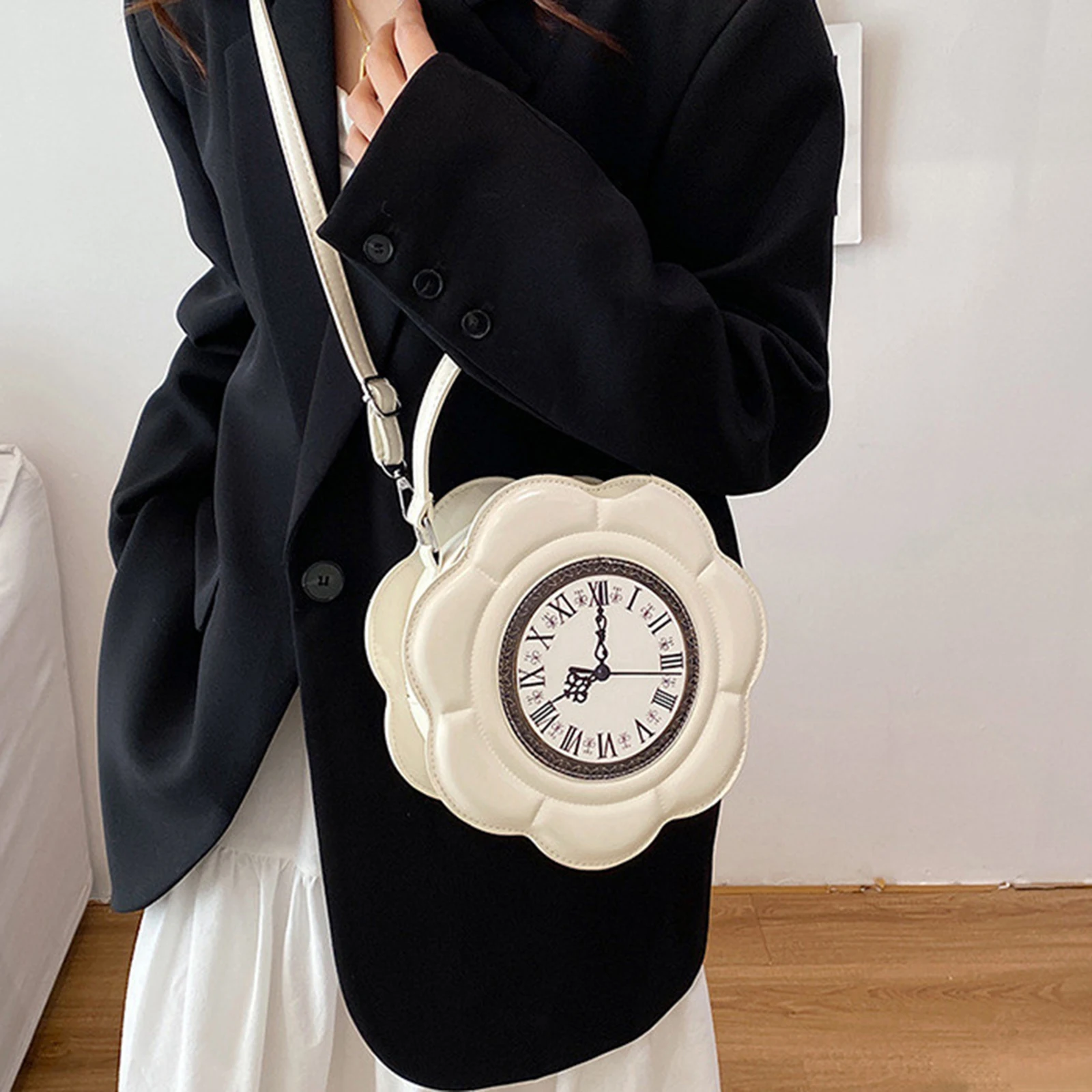 Женская модная сумка в форме часов, сумка-мессенджер в стиле антикварных часов, сумка через плечо, винтажная сумка-тоут из искусственной кожи, сумки на плечо
Женская модная сумка в форме часов, сумка-мессенджер в стиле антикварных часов, сумка через плечо, винтажная сумка-тоут из искусственной кожи, сумки на плечо