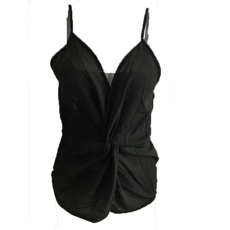 Женский летний топ-камизол с V-образным вырезом и тонкими бретелями, легкая ткань, с эффектом складок спереди
Женский летний топ-камизол с V-образным вырезом и тонкими бретелями, легкая ткань, с эффектом складок спереди