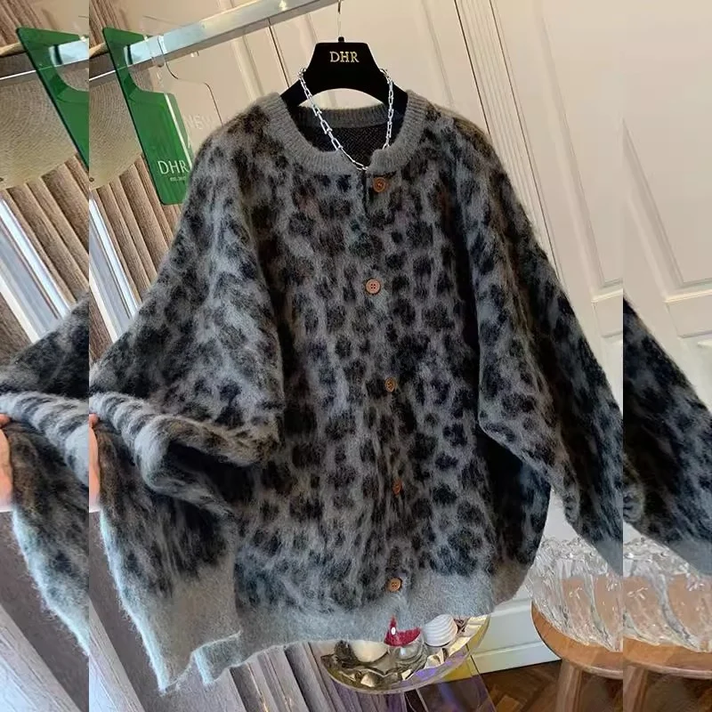 Men's Loose Fit Big Size 300 Pou Vintage Sle Lazy Faion Leopard Print Open Cardigan Sweater Outerwear Autumn Winter
Men's Loose Fit Big Size 300 Pou Vintage Sle Lazy Faion Leopard Print Open Cardigan Sweater Outerwear Autumn Winter