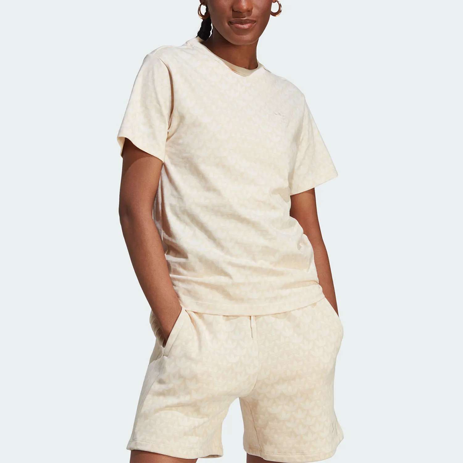 Adidas Original Three Stripes Women's Printed Round Neck Sport T-Shirt IJ5983
Adidas Original Three Stripes Women's Printed Round Neck Sport T-Shirt IJ5983