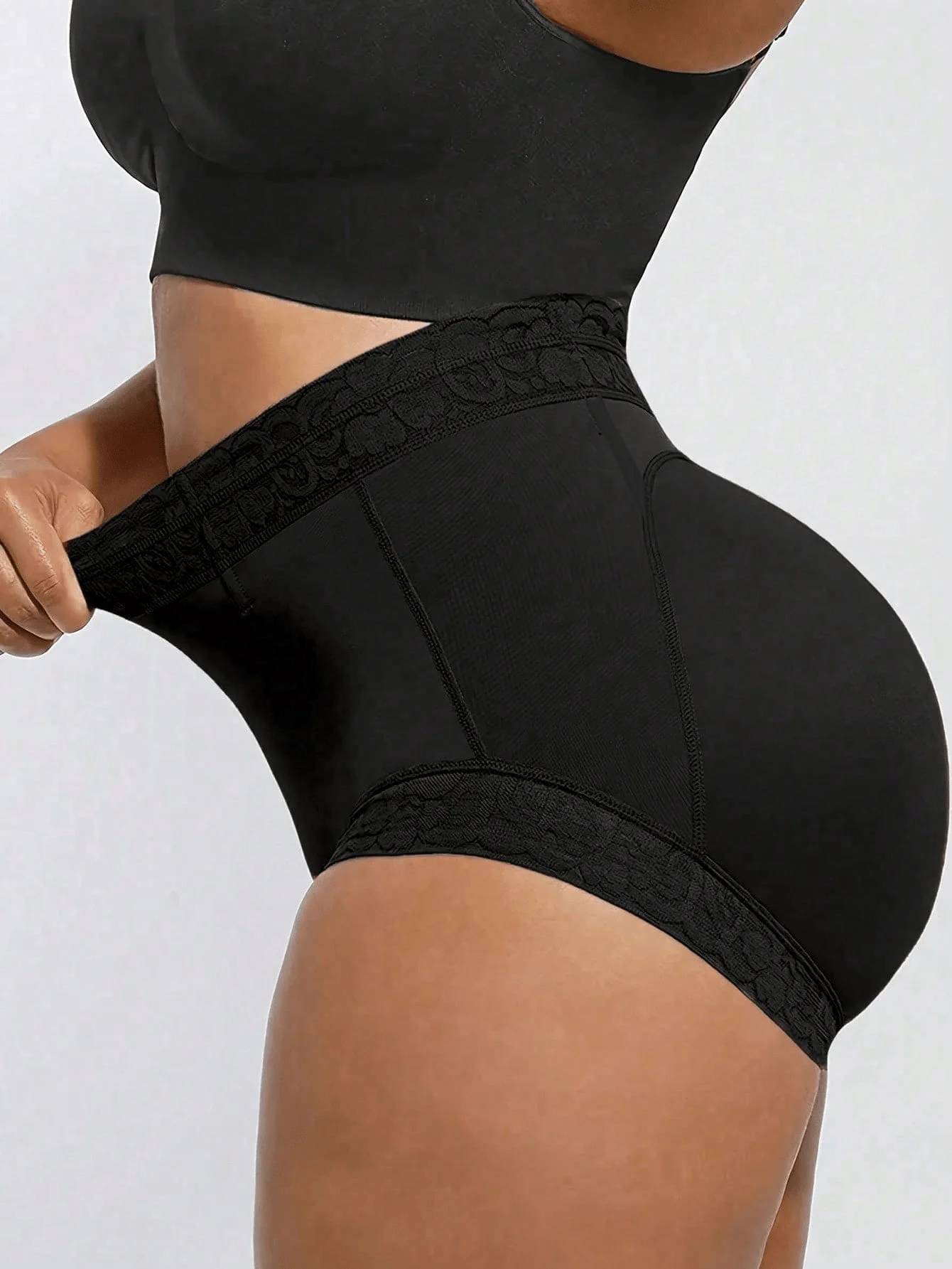 Women High Waist Slimming Control Tummy Shaper Pant For Everyday Wear
Women High Waist Slimming Control Tummy Shaper Pant For Everyday Wear