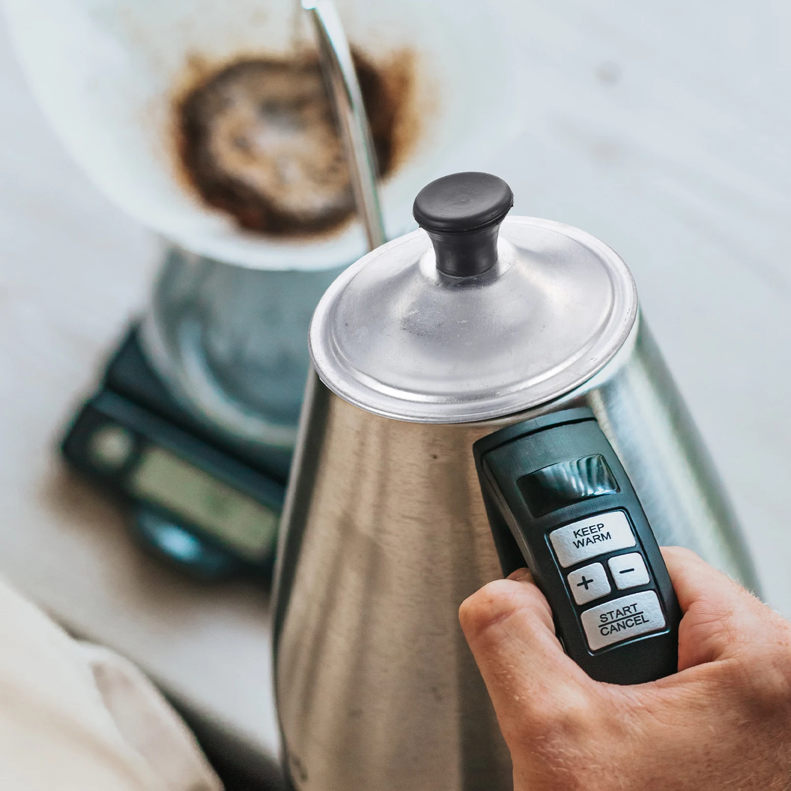 Aluminum Tea Pot Lid 12CM Heat Resistant Lightweight Easy Clean Replacement Universal Teapot Supplies Cookware Parts
Aluminum Tea Pot Lid 12CM Heat Resistant Lightweight Easy Clean Replacement Universal Teapot Supplies Cookware Parts
