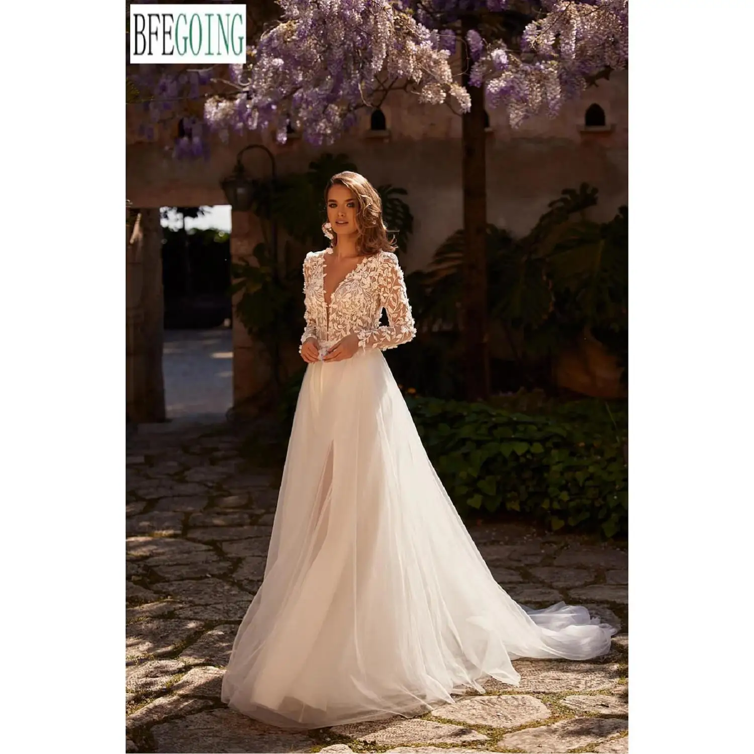 Lace Wedding Dresses Chapel Train Customized Long Sleeves V-Neck Floor-Length Tulle A-Line Bridal Gowns
Lace Wedding Dresses Chapel Train Customized Long Sleeves V-Neck Floor-Length Tulle A-Line Bridal Gowns