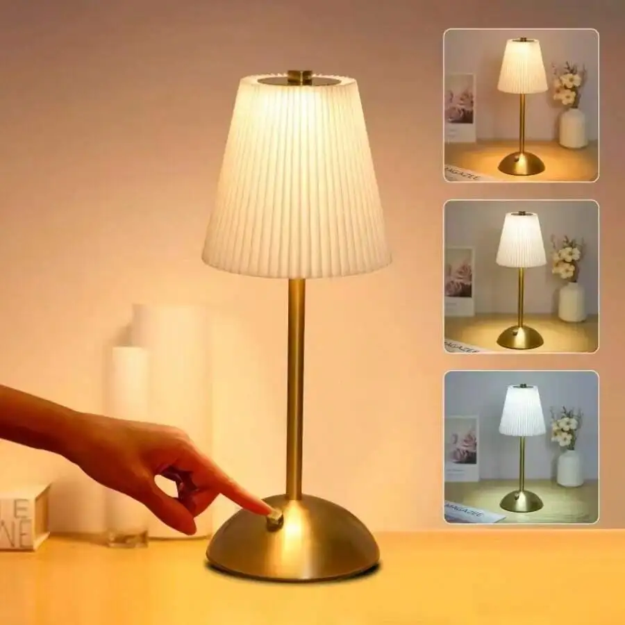 Modern Pleated LED Table Lamp, touch controlled with 3 color temperatures and dimmable brightness. USB powered with metal base, ideal bedside light.
Modern Pleated LED Table Lamp, touch controlled with 3 color temperatures and dimmable brightness. USB powered with metal base, ideal bedside light.
