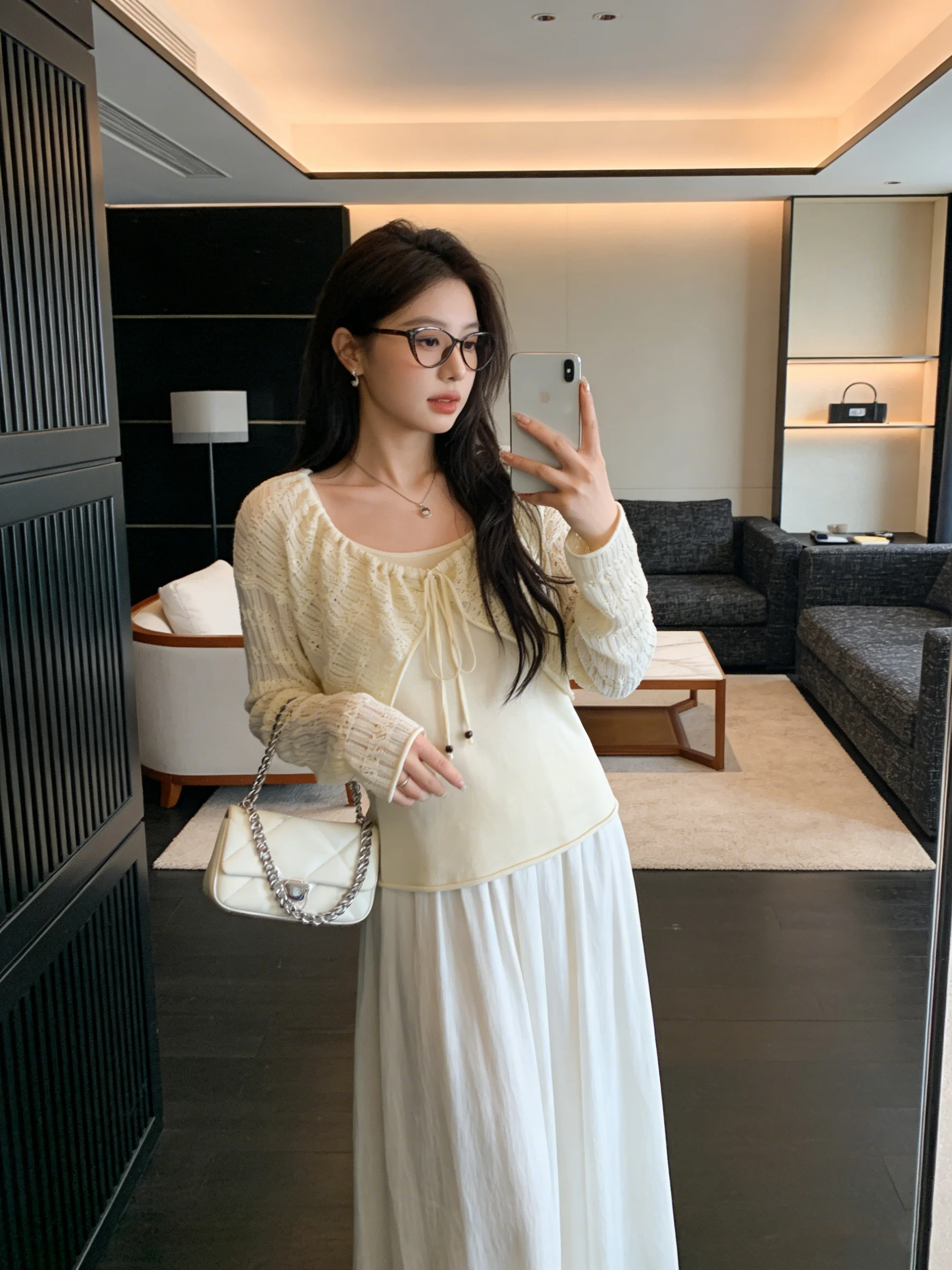 Fashionable Two-Piece Set Hollow out Skin-Friendly Knitted Open Cardigan Summer Spring Sun Protection Slimming Camisole Tank ...
Fashionable Two-Piece Set Hollow out Skin-Friendly Knitted Open Cardigan Summer Spring Sun Protection Slimming Camisole Tank ...