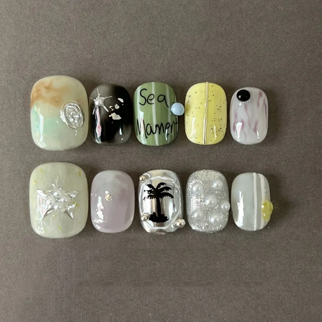 24PCS Y2K Fake Nails with Short Square Silver Summer New Press on Nails Ins Niche Sweet Cool Cute Hot Girl High End False Nails
24PCS Y2K Fake Nails with Short Square Silver Summer New Press on Nails Ins Niche Sweet Cool Cute Hot Girl High End False Nails