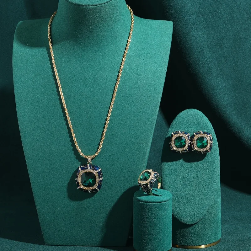Vintage Square Emerald Crystal Enamel Jewelry Sets Antique Gold Plated Rhinestone Royal Court Necklace Ring Luxury Designer Gift
Vintage Square Emerald Crystal Enamel Jewelry Sets Antique Gold Plated Rhinestone Royal Court Necklace Ring Luxury Designer Gift