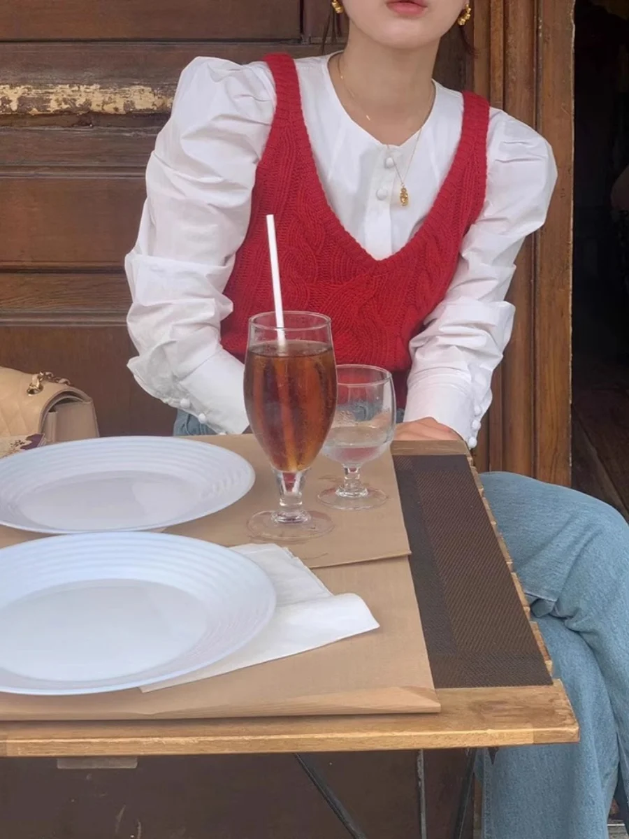 Весенне-осенний винтажный вязаный топ с v-образным вырезом, свитер с дизайном Svel Twist, жилет, модный жилет для поездок на работу, чистый цвет
Весенне-осенний винтажный вязаный топ с v-образным вырезом, свитер с дизайном Svel Twist, жилет, модный жилет для поездок на работу, чистый цвет