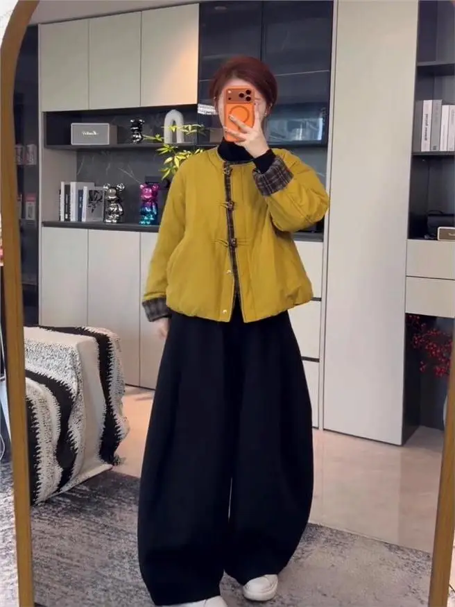 Short Cotton Blend Casual round Neck Collar Color Block Korean Style Women's Jacket Warm Outdoor Wear Spring Autumn Season
Short Cotton Blend Casual round Neck Collar Color Block Korean Style Women's Jacket Warm Outdoor Wear Spring Autumn Season