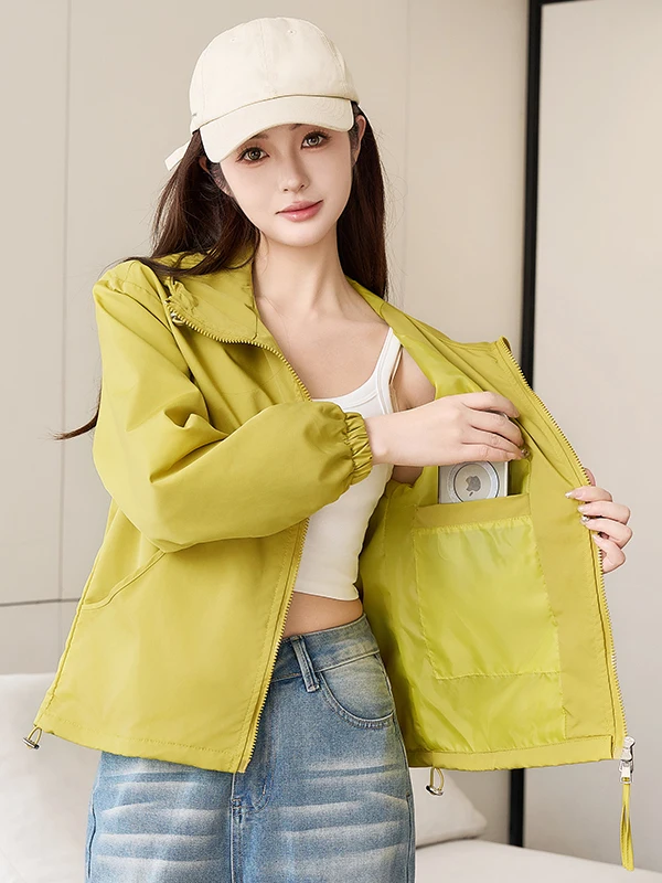 Women's Short Jacket Double Layer Casual Thin Fashionable Breathable Waterproof Windproof Korean Style Loose Fit Zipper Decor
Women's Short Jacket Double Layer Casual Thin Fashionable Breathable Waterproof Windproof Korean Style Loose Fit Zipper Decor