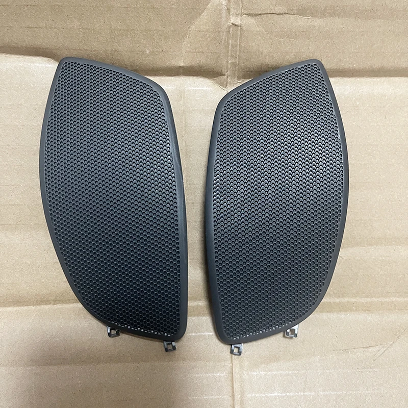 For Audi A1 8X S1 2010-2018 Front Left Right Door Speaker Cover Trim Panel 8X0035423A 8X0035424A Car Interior Accessories
For Audi A1 8X S1 2010-2018 Front Left Right Door Speaker Cover Trim Panel 8X0035423A 8X0035424A Car Interior Accessories
